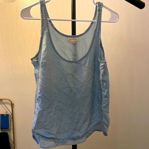 Cloth & Stone chambray tank size medium